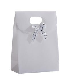 Pochette cadeau blanc intissé à noeud L19xP8xH26cm - par 10 Pochette cadeau blanc intissé à noeud L19xP8xH26cm - par 10